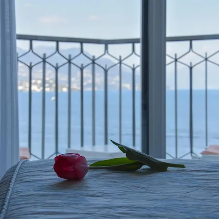 アストリア ホテル