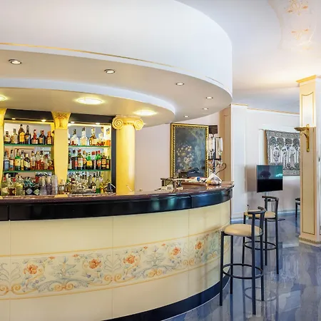 Astoria Stresa