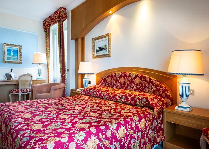 アストリア 4* ストレーザ