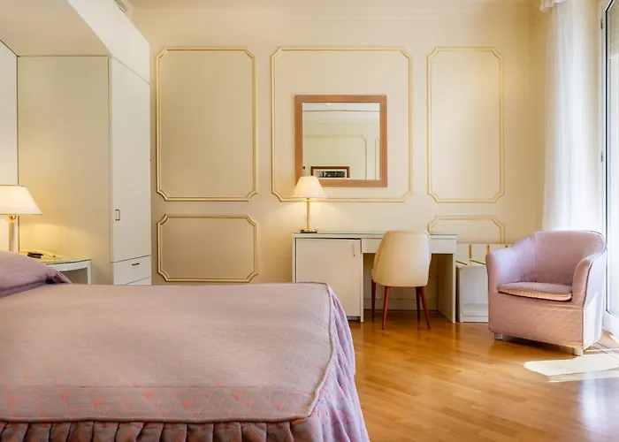 アストリア ストレーザ