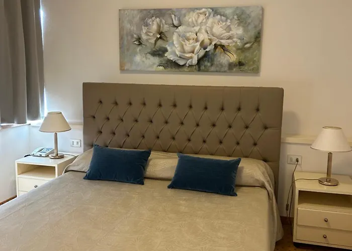 ホテル アストリア 4*