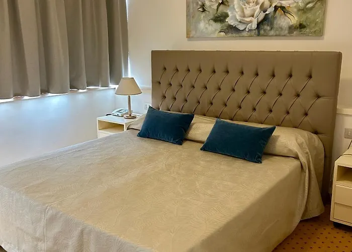 ホテル アストリア