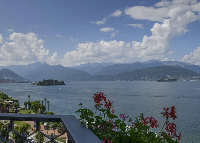 ホテル アストリア