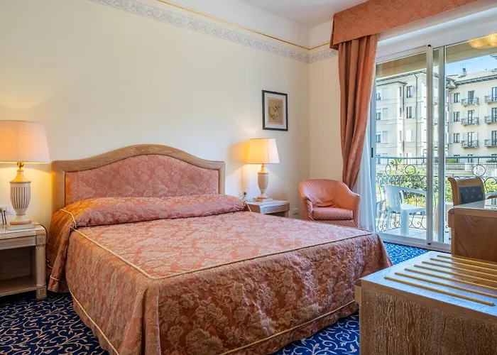 アストリア ホテル ストレーザ