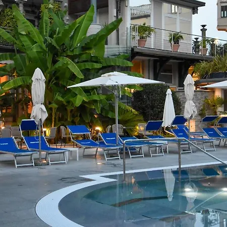 Astoria Hotel