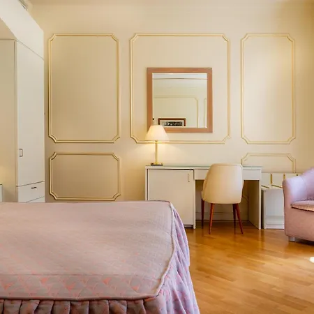 アストリア ストレーザ